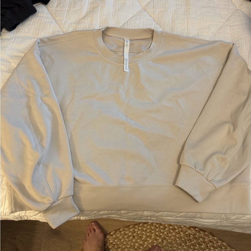 Lululemon Softstream Oversized Crop Sweatshirt, Size 16